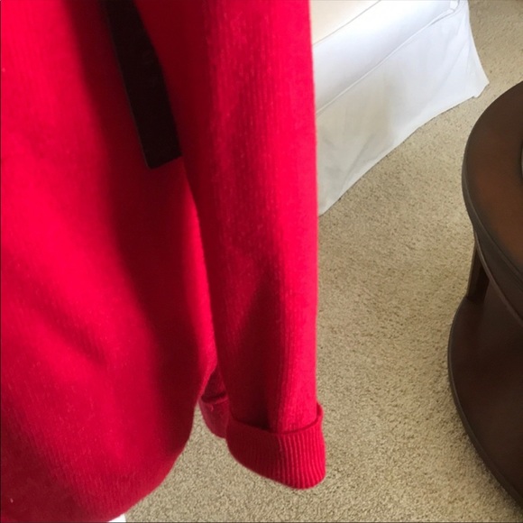 Beautiful red cowl necklace lightweight sweater NWT - Picture 4 of 9